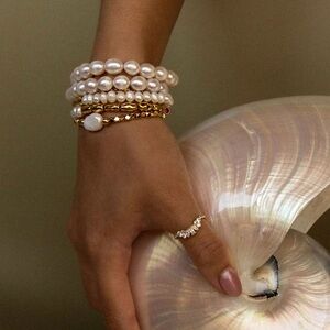 Elegant Pearl Bracelet Set (2) NEW Fast Shipping